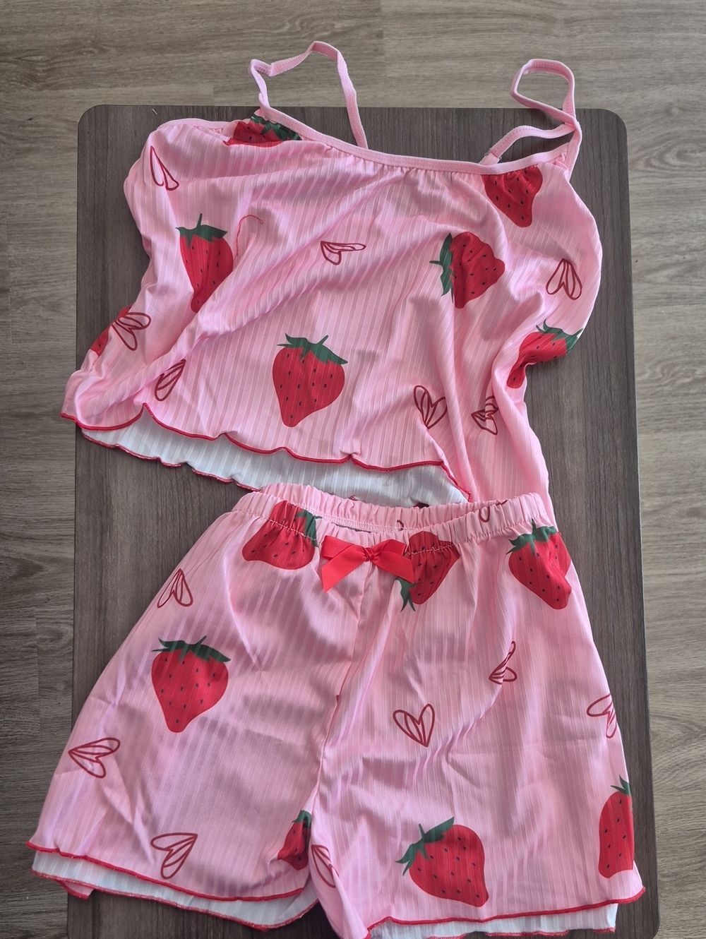 Pink Strawberry Print Sleep Shorts And Matching Crop Top Sz L Runs small